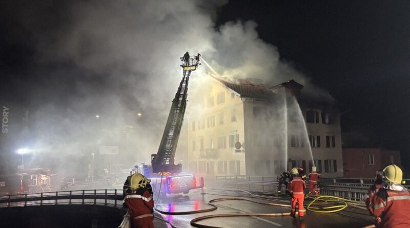 Suisse : Quatre morts retrouvés dans les décombres d'un immeuble incendié