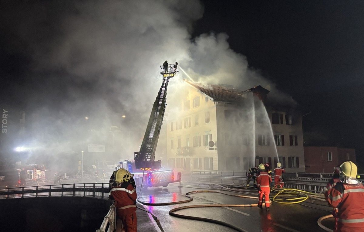 Suisse : Quatre morts retrouvés dans les décombres d'un immeuble incendié