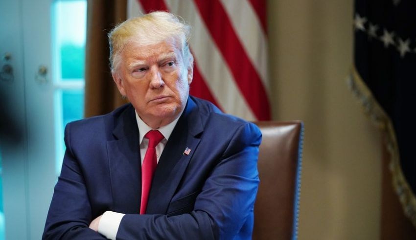 Tensions Iran-Etats-Unis : Téhéran ferme sur Ormuz, Trump demande aux Américains de payer plus cher leur essence.