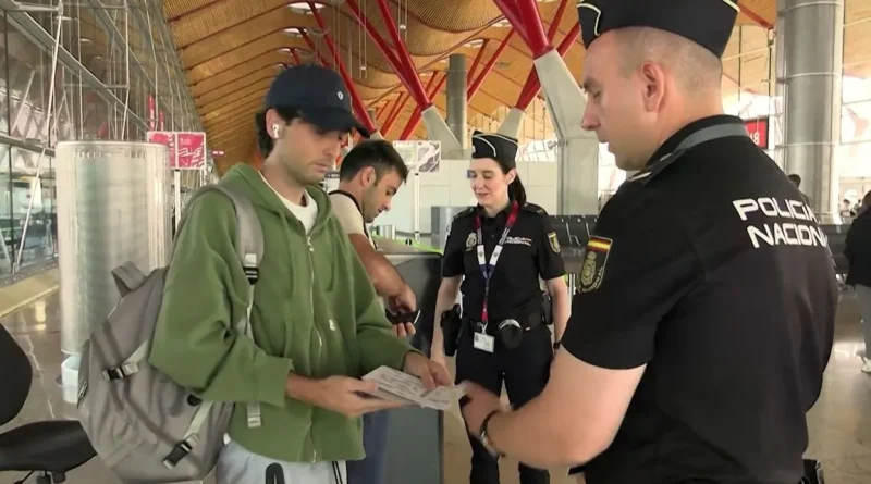 Tensions migratoires à Ceuta : l’Espagne impose des contrôles aux voyageurs d’Italie