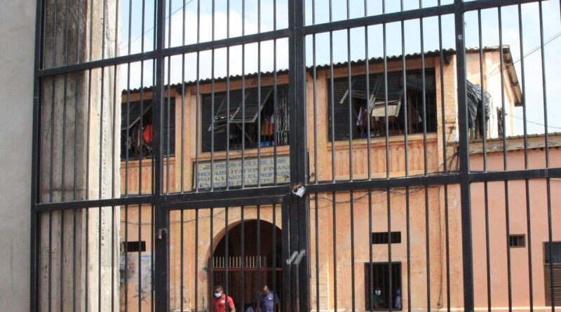Togo : Arrestation de deux journalistes réalisateurs Français depuis le 27 juillet
