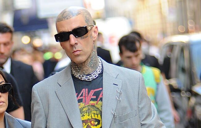 Travis Barker explique pourquoi il a dissuadé son fils de participer à « The Voice »