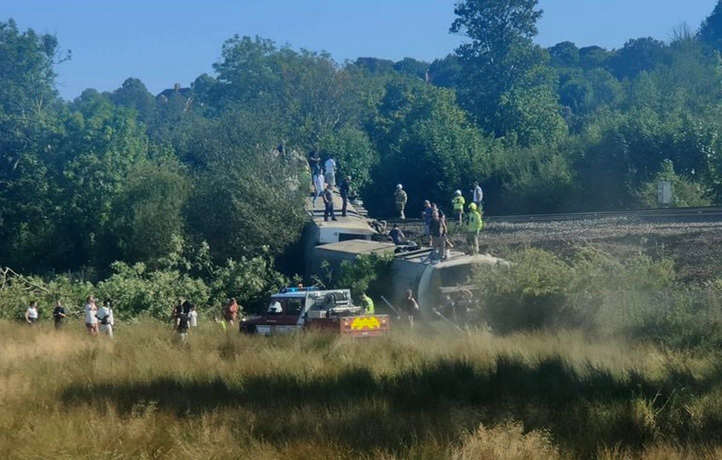 Un train déraille près de Brighton, Royaume-Uni, en Angleterre