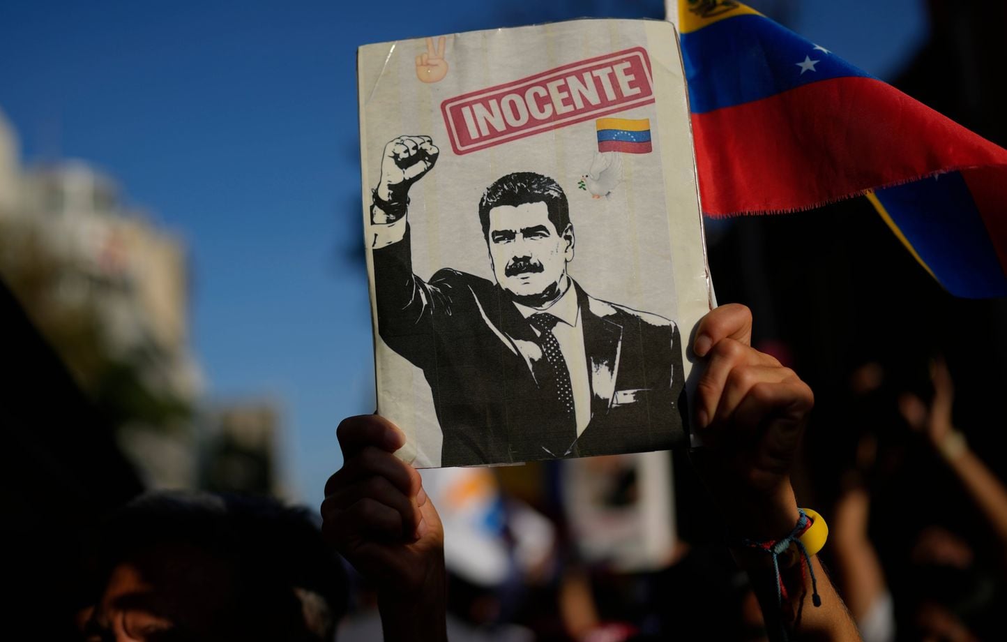 Venezuela : Nicolas Maduro, amaigri mais optimiste, déclare « On tient bon » depuis sa prison