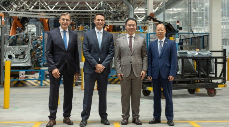 Voiture électrique : le SUV de Ford, un cheval de Troie chinois en Europe ?