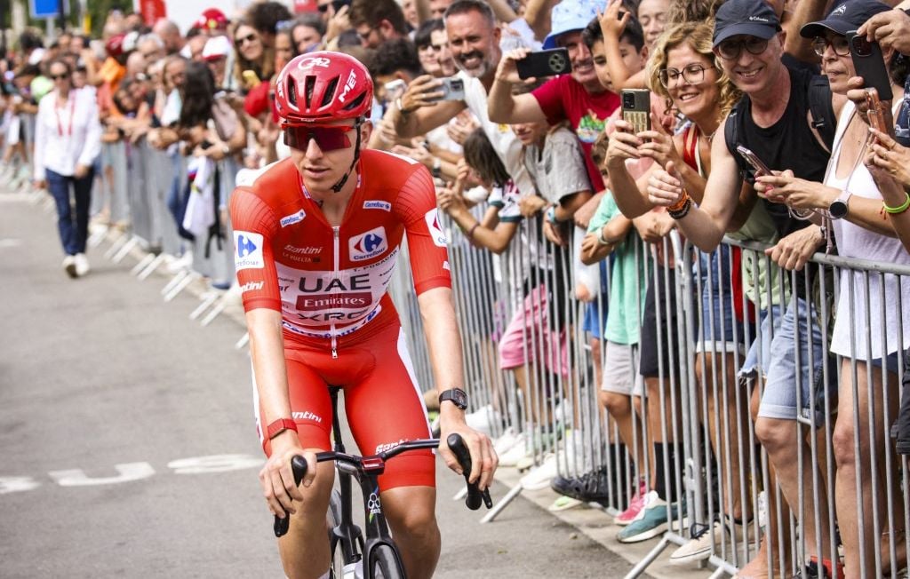 Vuelta 2026 : Tadej Pogacar abandonne après une chute lourde