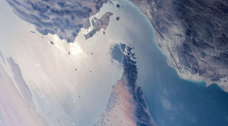 Washington ouvre discrètement un corridor à Ormuz pour le pétrole, moitié du volume d’avant-guerre.