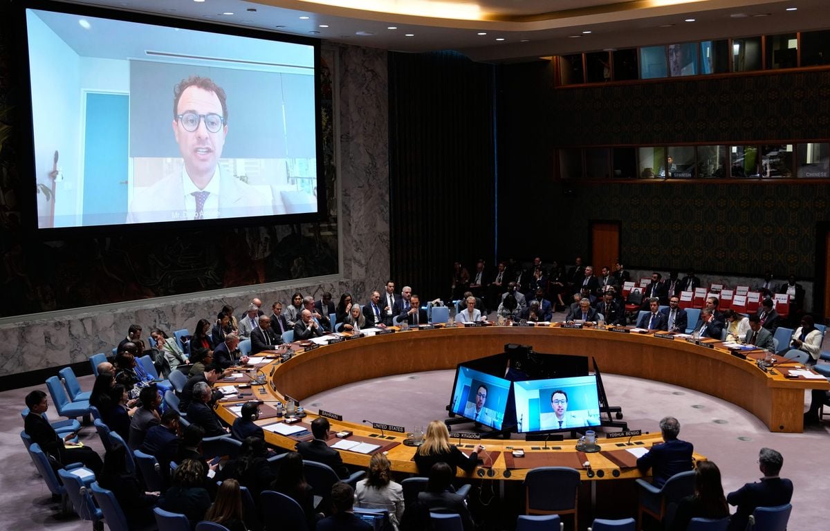Anthropic promet de ralentir l’IA autant que nécessaire, assure son patron