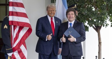 Argentine : Le président Milei, influencé par Trump, renforce sa position sur les Malouines