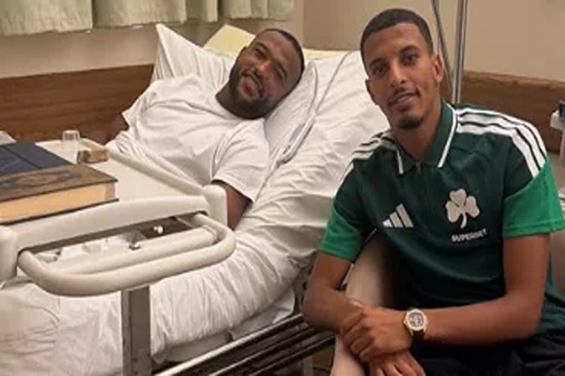 Ayoub El Kaabi, opéré avec succès, promet de « revenir plus fort » au Olympiacos