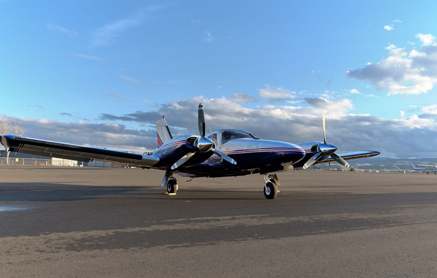 Bahamas : Un crash d'avion décime une famille, pilote grand-père.