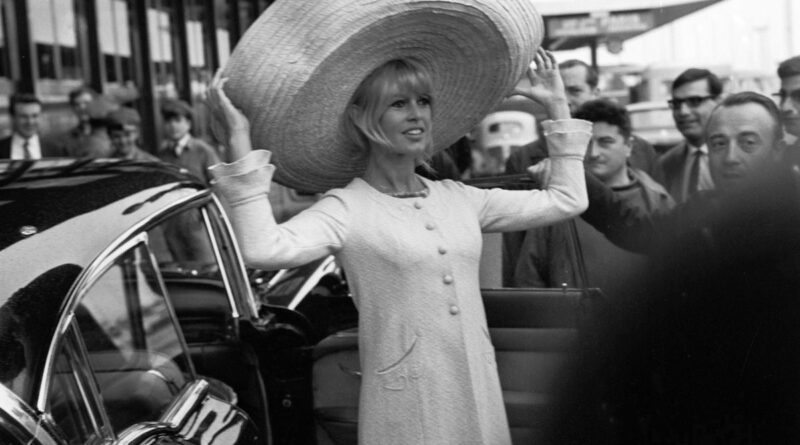Bernard d’Ormale juge scandaleuse la vente des objets intimes de Brigitte Bardot