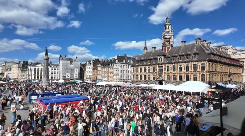 Braderie de Lille : l'afflux de Belges pour chiner expliqué