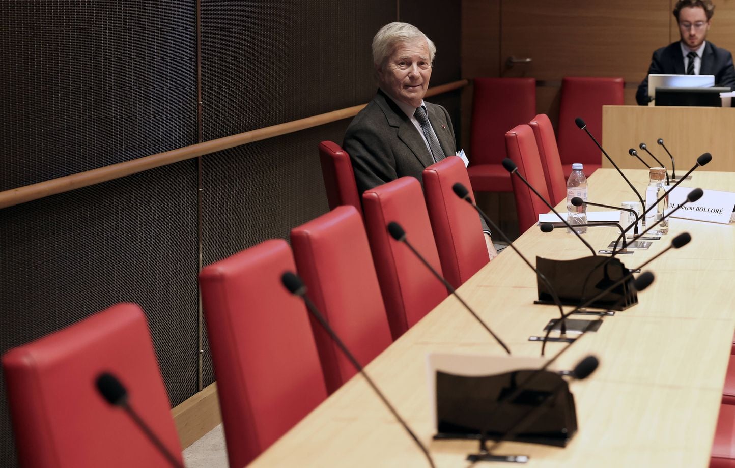 « Égoutiers venimeux » : Vincent Bolloré « découvre » une enquête sur son projet ultraconservateur