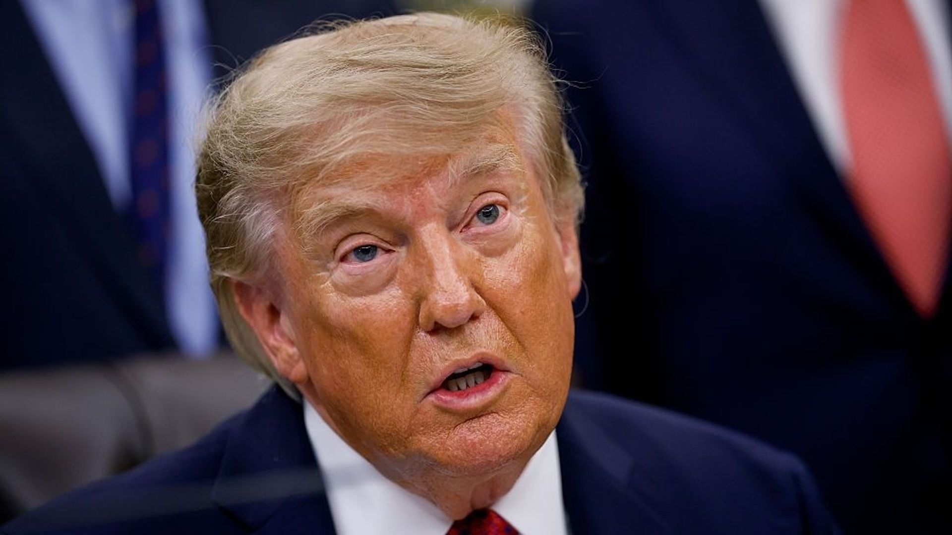 Guerre en Ukraine : Donald Trump envoie des émissaires à Moscou et Kiev