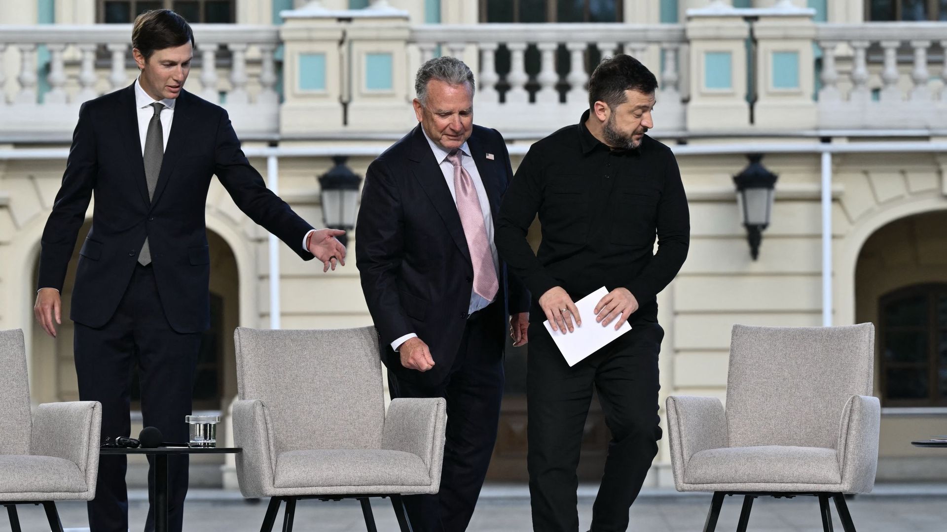 Guerre en Ukraine : Witkoff et Kushner en train, aucune percée diplomatique