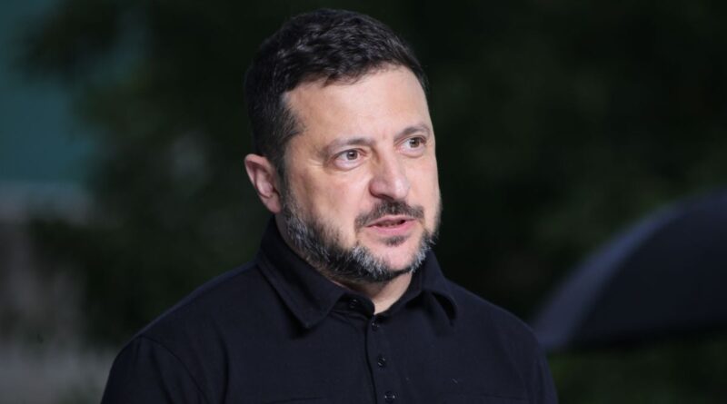 Guerre en Ukraine : Zelensky prévoit de rencontrer Macron et Trump en septembre