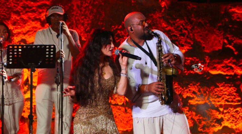 Hayfa Wehbe revient à Carthage : un phénomène intemporel et talentueux.
