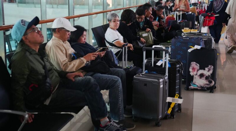 Indonésie : Éruption volcanique bloque l'aéroport de Jakarta, 209 vols touchés