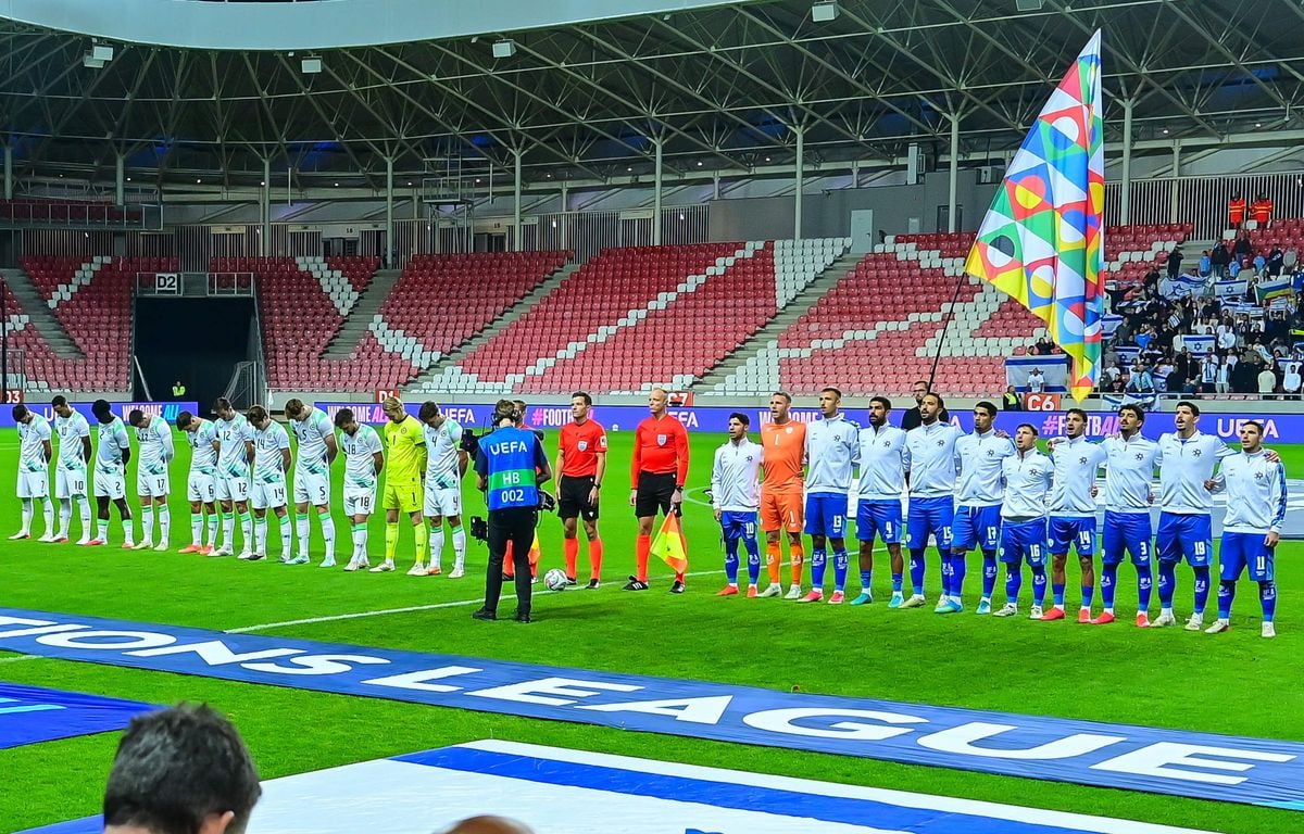 Israël-Irlande : les Irlandais survolent un match tendu avec brassard noir