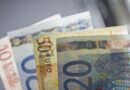 Italie : Un SDF découvre une mallette d'argent et la distribue