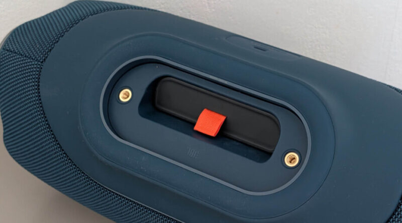 La JBL Xtreme 5 : l’enceinte baroudeuse musclée franchit un nouveau cap