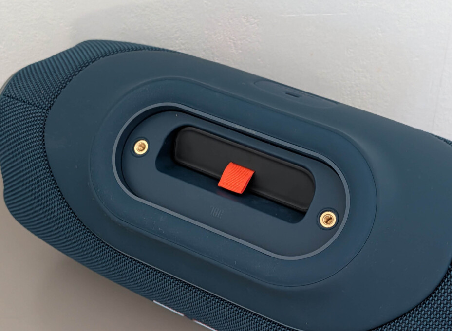 La JBL Xtreme 5 : l’enceinte baroudeuse musclée franchit un nouveau cap