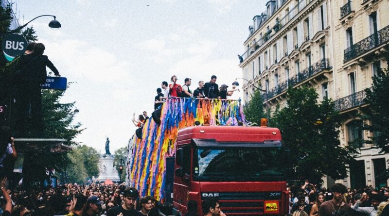 La Techno Parade revient à Paris, la danse devient-elle plus politique ?