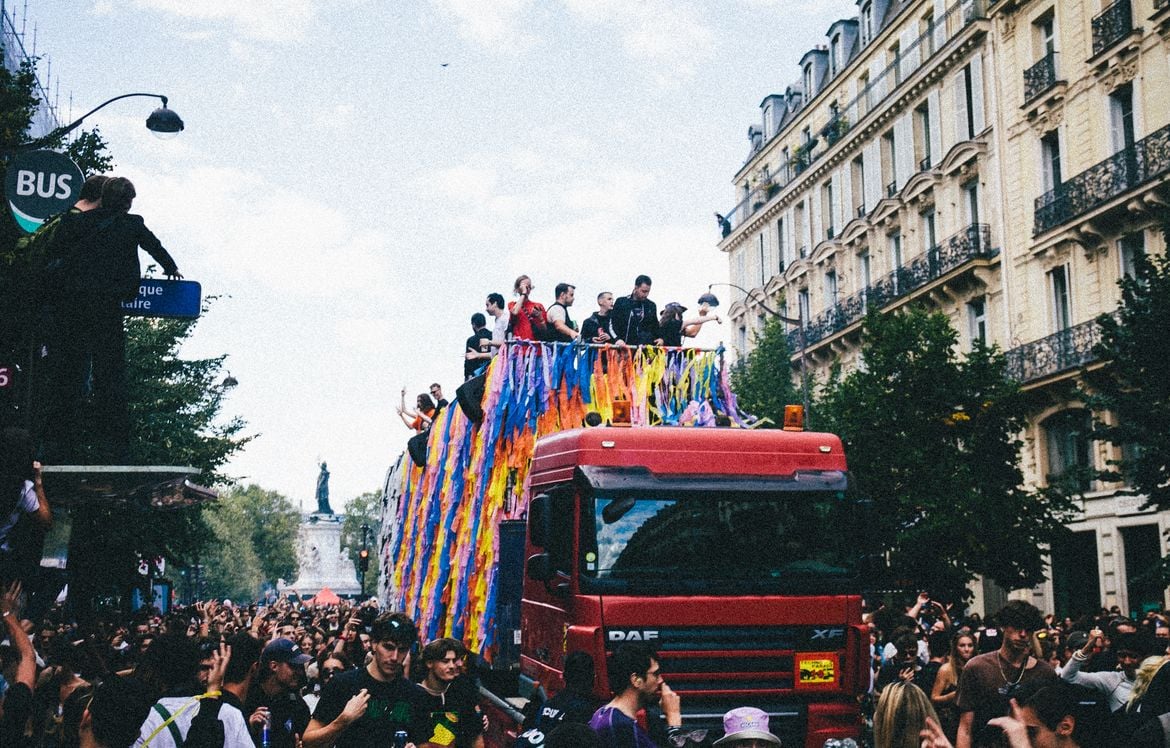 La Techno Parade revient à Paris, la danse devient-elle plus politique ?