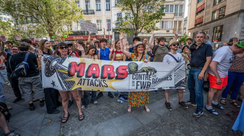 Le collectif Mars Attacks ! annonce des actions à venir prochainement.