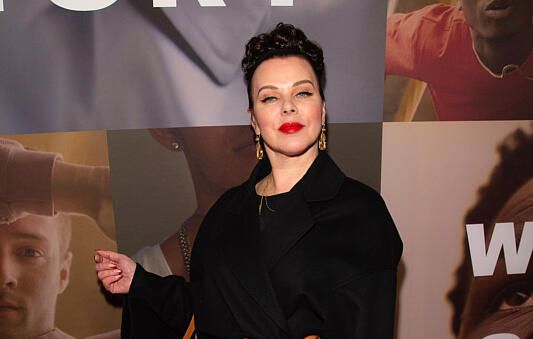 Le créateur d'« Entourage » dément les propos de Debi Mazar sur le tournage