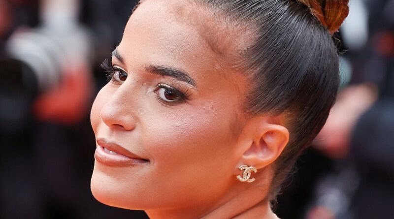 Le parquet demande un procès pour Poupette Kenza dans une affaire d’extorsion