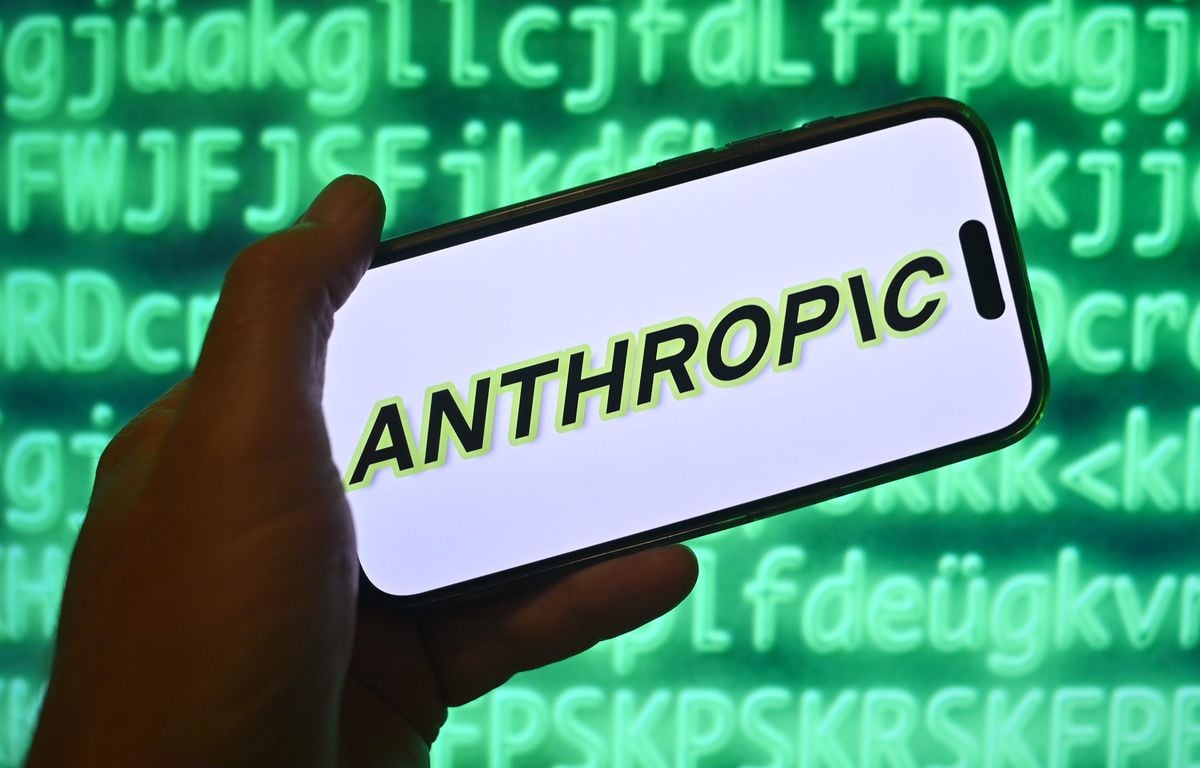 Le patron d’Anthropic appelle à ralentir le développement de l’IA