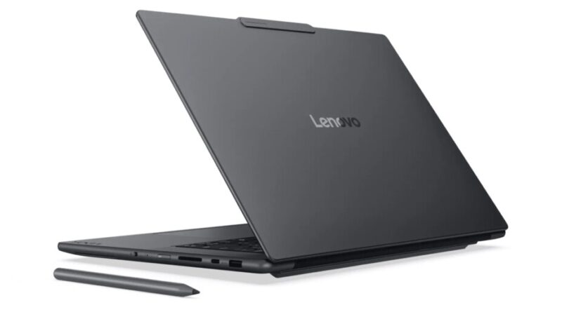 Lenovo dévoile ses PC RTX Spark : 128 Go de RAM, OLED, 1,65 kg