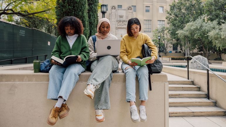 Les étudiants internationaux se détournent des États-Unis au profit de l’Europe