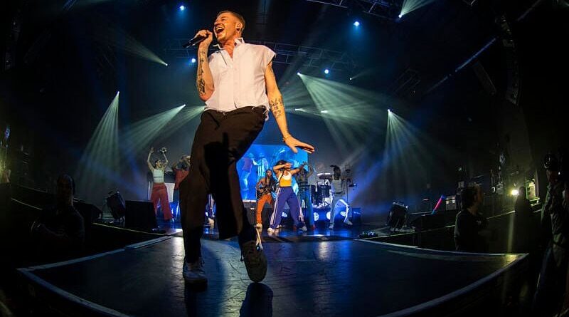 Les streams de Macklemore explosent après son éviction de la tournée d’Ed Sheeran