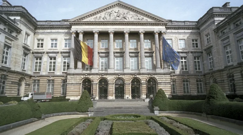 L’extrême droite s’infiltre-t-elle dans le paysage belge politique et médiatique ?