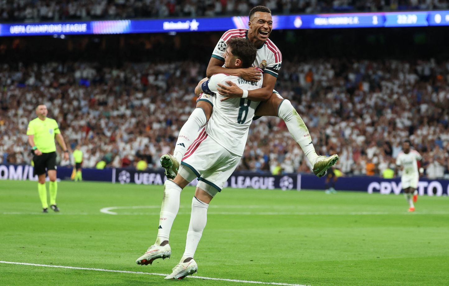 Ligue des champions : Micah Richards célèbre Kylian Mbappé, « roi des mers » sur CBS