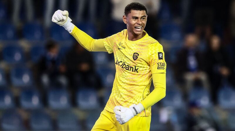 Liverpool officialise Lucca Brughmans, qui reste à Genk une saison.