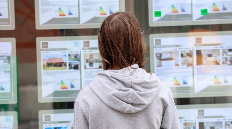 Logement : « J’avais bien un surplus de 200 euros »… Loyers non encadrés respectés.