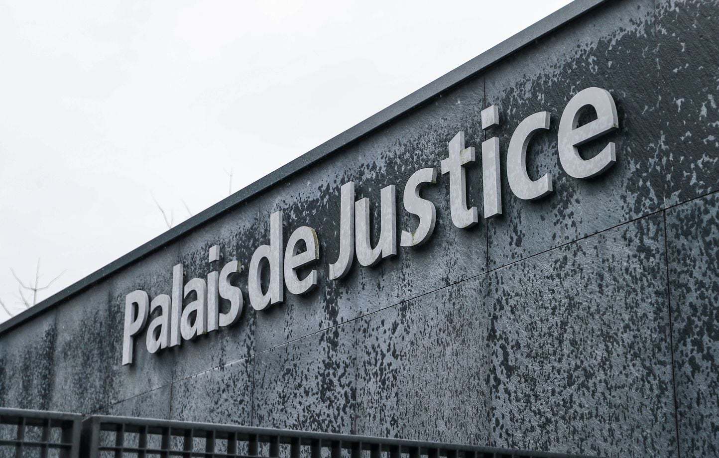 Nantes : Un jeune homme de 19 ans écroué quatre ans pour agressions homophobes et vols