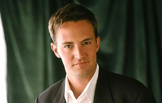 Netflix dévoile le vrai visage de Matthew Perry dans une série documentaire