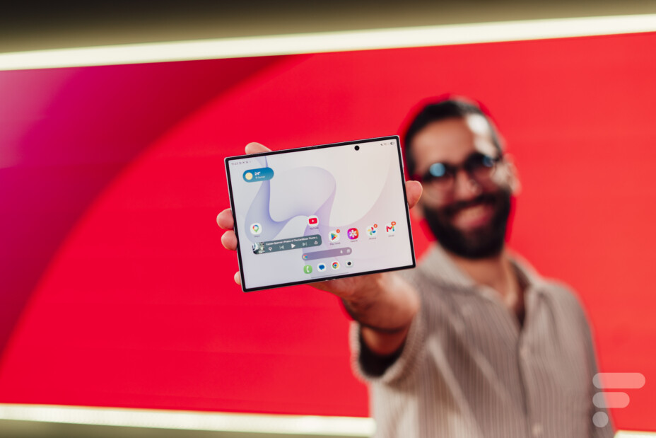 One UI 9 : Samsung transfère les fonctions IA du Z Fold 8 aux Galaxy S26