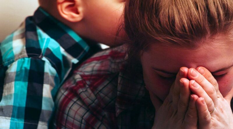 Parentalité : Le parent parfait serait-il celui qui accepte de ne plus l’être ?