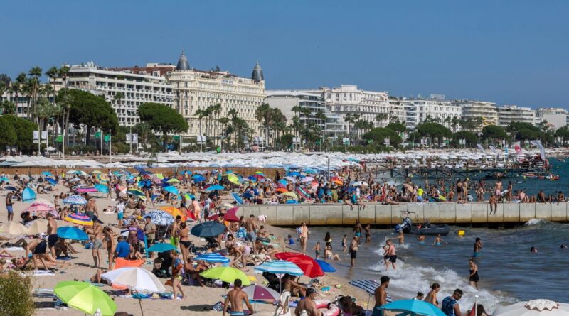 « Qui sont les « septembristes » qui ne partent pas en vacances maintenant ? »