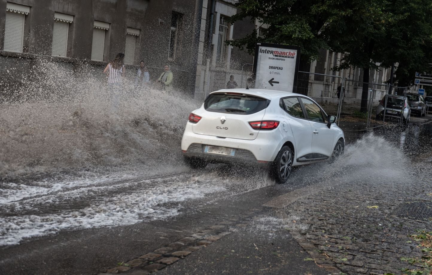 Sécheresse et canicules : les petits cours d’eau en dégradation « exceptionnel » malgré les orages.