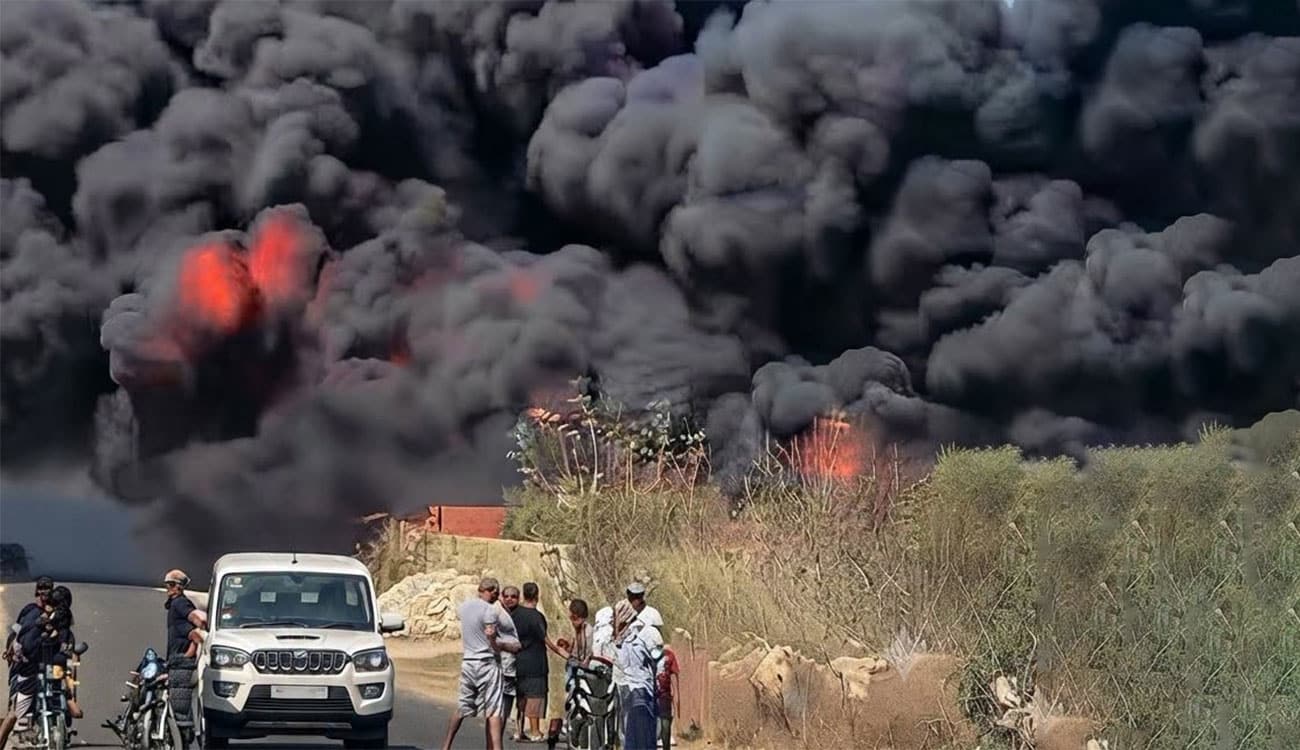 Sfax : incendie dans une usine de pneus usagés, six camions engagés