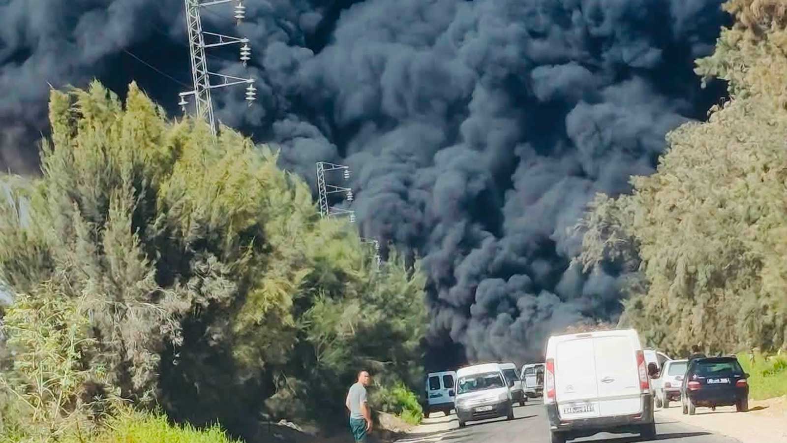 Sfax : l'incendie de Sakiet Ezzit maîtrisé à 100%