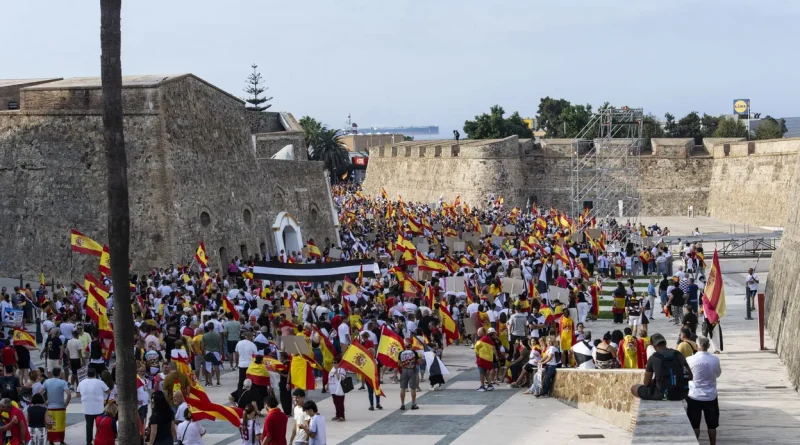 Tensions migratoires à Ceuta : un rapport remet en question les forces marocaines