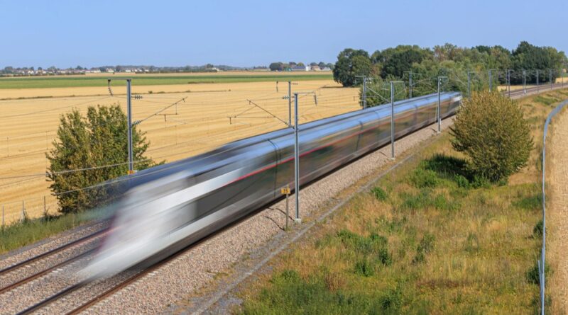 Train : Velvet autorisée à rivaliser avec la SNCF sur les lignes à grande vitesse de l'Ouest